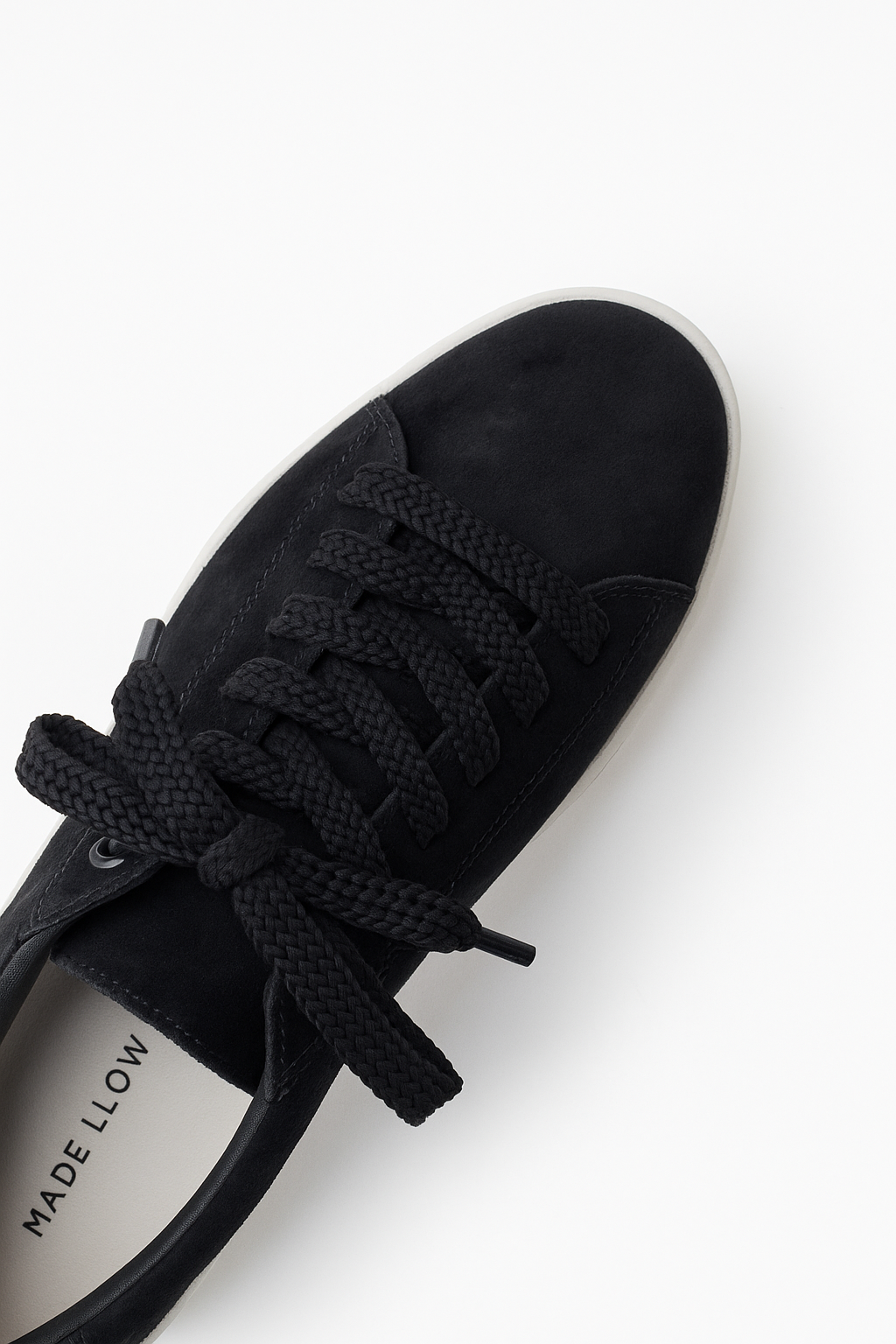 NICO | Black Cord