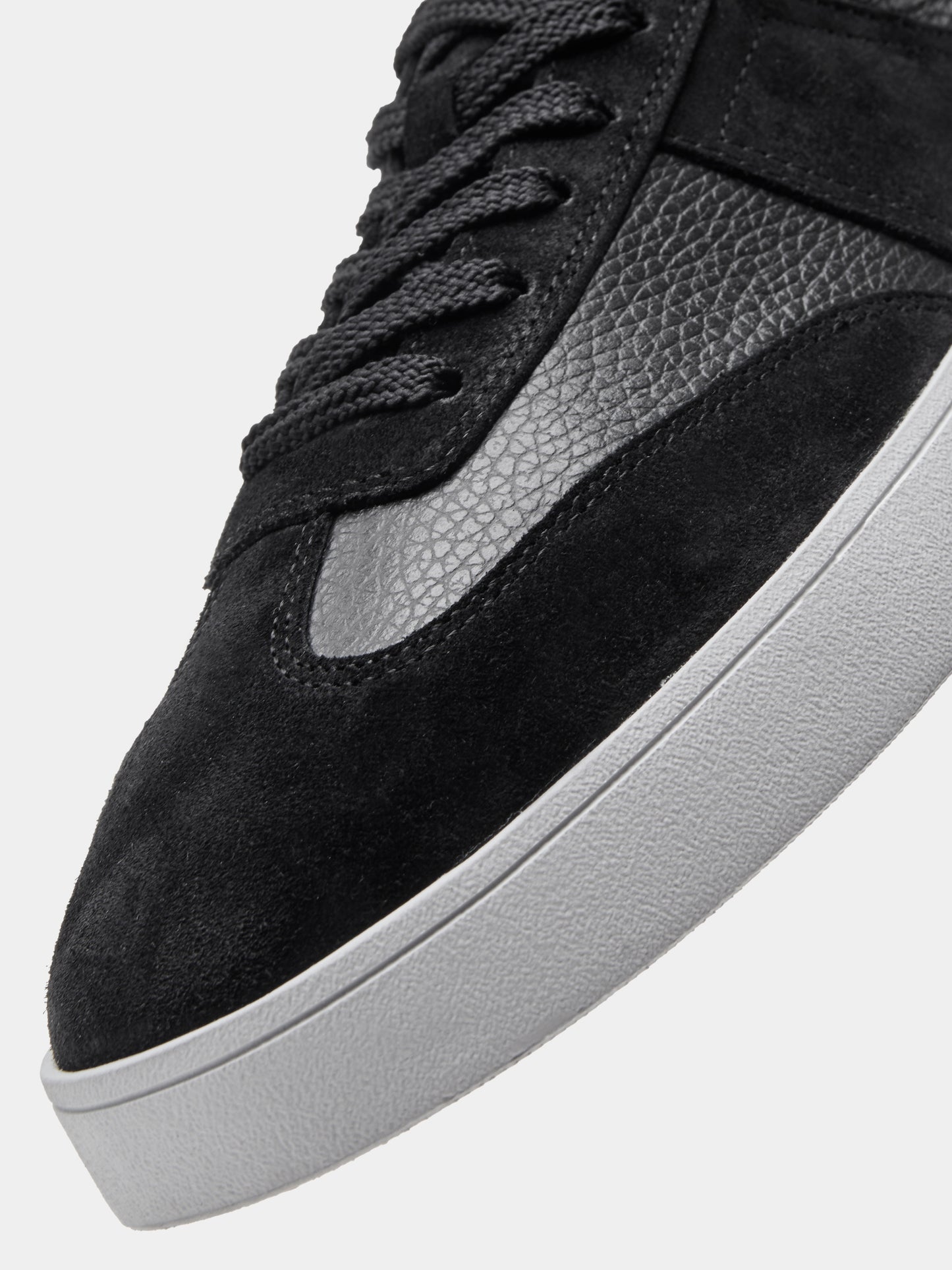 PIERRE | Black Leather & Suede