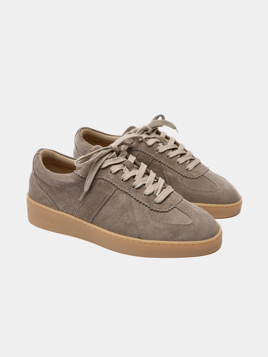 PIERRE | Light Brown gum