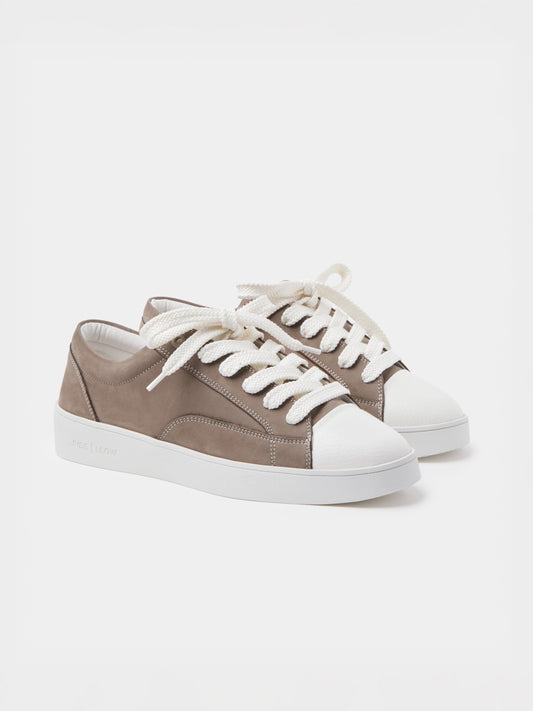 NICO | Brown/White